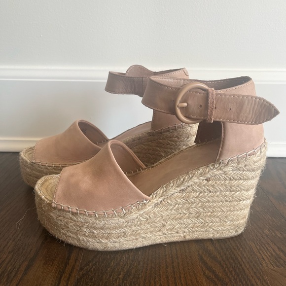 Marc Fisher Alida Espadrille Wedge Sandal - Picture 1 of 7